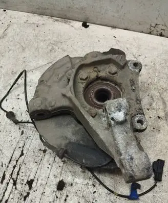 Volvo V70 Front wheel hub spindle knuckle 9461944