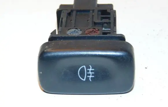 Nissan Primera Fog light switch 2553080N00