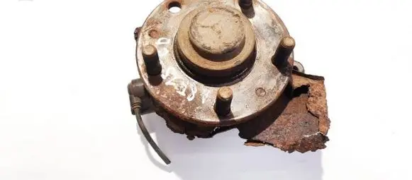 Mazda 6 Rear wheel hub 
