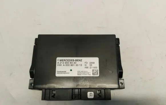 Mercedes-Benz CLA C118 X118 Gearbox control unit/module a2139008430