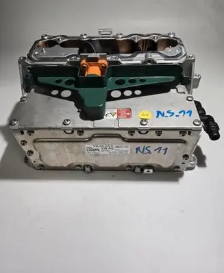 Volkswagen Golf VII Voltage converter inverter 5QE907070Q