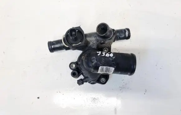 Renault Laguna III Engine coolant pipe/hose 8200907234C