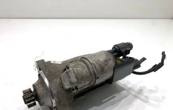 Volkswagen Sharan Starter motor 02E911024H