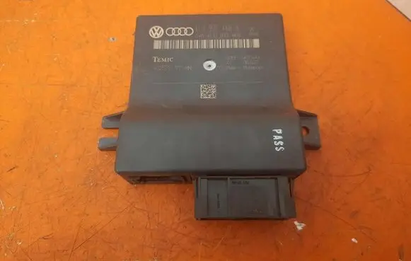 Audi Q7 4L Fan control module 4L0907468A