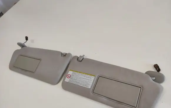 Toyota Corolla Verso AR10 Sun visor
