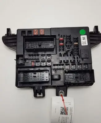 Opel Insignia A Fuse box set 1327732104 544949969