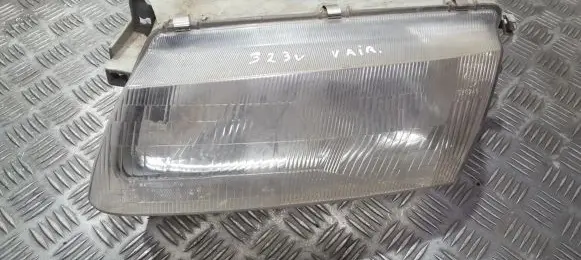 Mazda 323 Headlight/headlamp