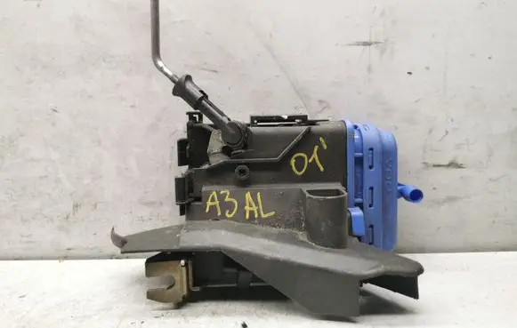 Audi A3 S3 8L Rear door lock 8D0839016A