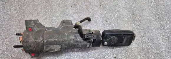 Volkswagen Transporter - Caravelle T5 Ignition lock 4B0905851C