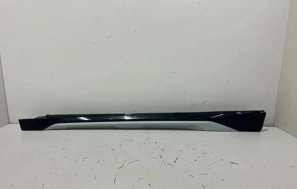 BMW iX1 Sill 5A01681