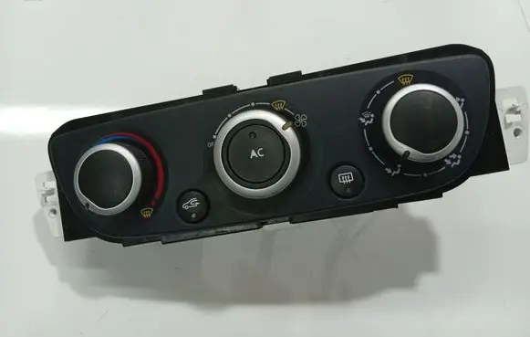 Renault Megane III Climate control unit 