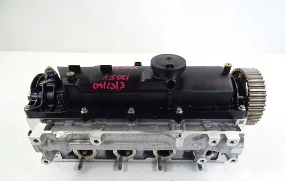 Nissan Pulsar Engine head 110428257R