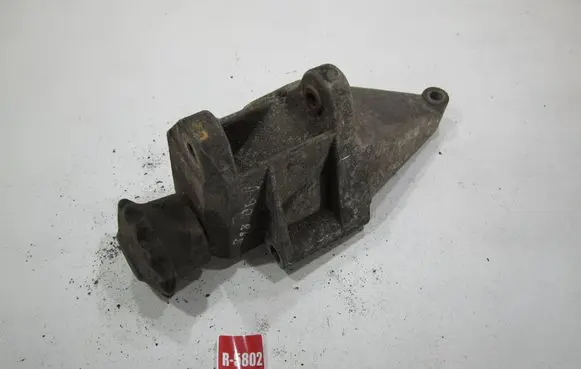 Audi 80 90 B2 Generator/alternator bracket 035903143K