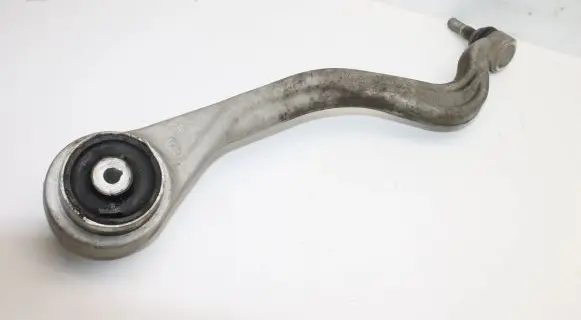 Toyota Supra A90 Front lower control arm/wishbone 6878587