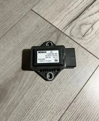 BMW 7 E65 E66 ESP acceleration yaw rate sensor 0265005285 5004298 34526774040