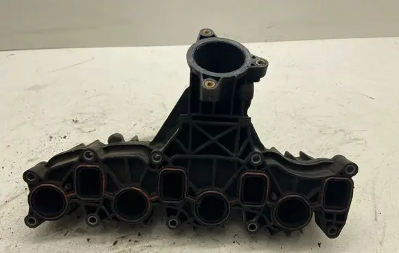 Volkswagen PASSAT B7 Intake manifold