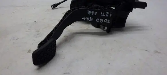 Clutch pedal