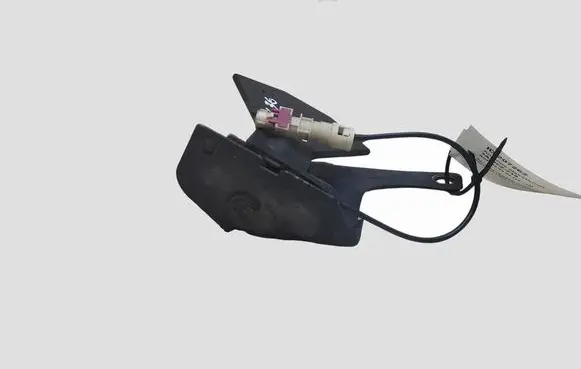 Audi A3 S3 8V Aerial antenna amplifier 8V0035507