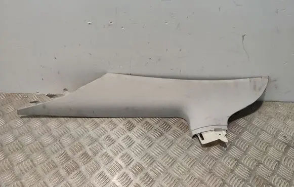 Audi A6 S6 C6 4F (D)pillar trim (top) 4F5867246D