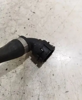 BMW 5 E60 E61 Engine coolant pipe/hose 1437865