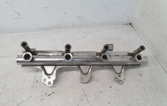 Audi A4 S4 B8 8K Fuel main line pipe 06J133317J