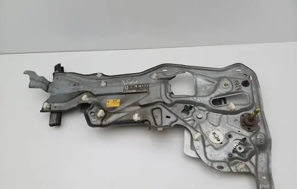 Renault Laguna I Rear door manual window regulator 7701672409