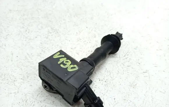 Peugeot 2008 II High voltage ignition coil 28457918 9808653680