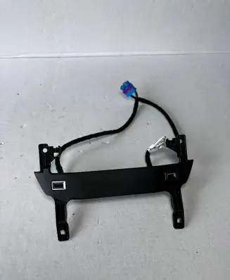 Peugeot 508 II USB socket connector 9818156380