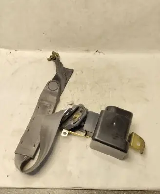 Chrysler Sebring (FJ - JX) Front seatbelt 9260
