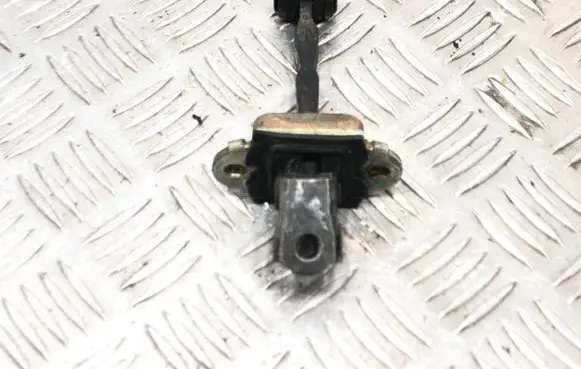 Skoda Fabia Mk1 (6Y) Rear door check strap stopper 