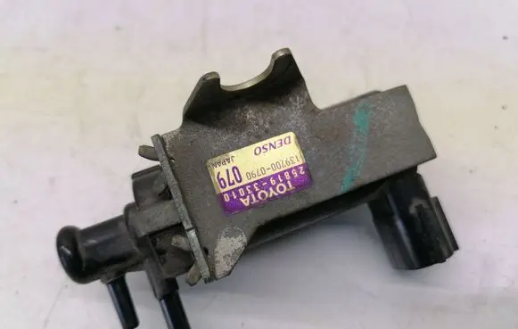Toyota Corolla E120 E130 Turbo solenoid valve 2581933010 1397000790
