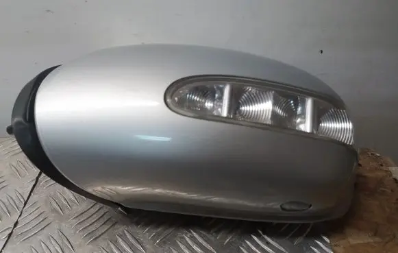Mercedes-Benz ML W164 Manual wing mirror 