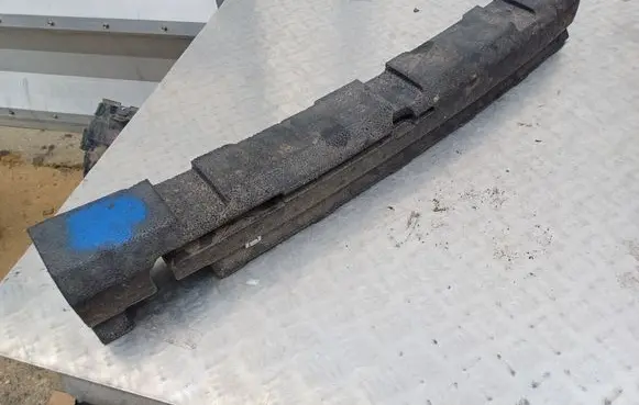 Nissan Qashqai Rear bumper foam support bar 850904EA0B