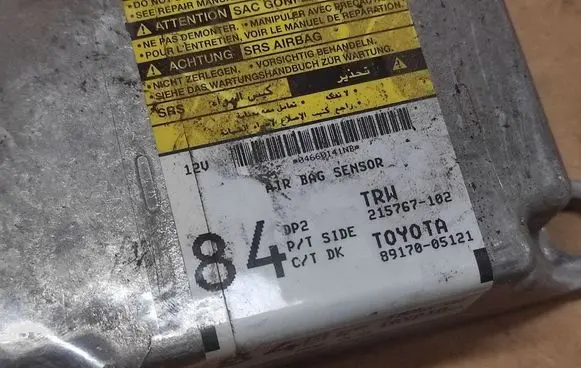 Toyota Avensis T250 Airbag control unit/module 8917005121 215767102