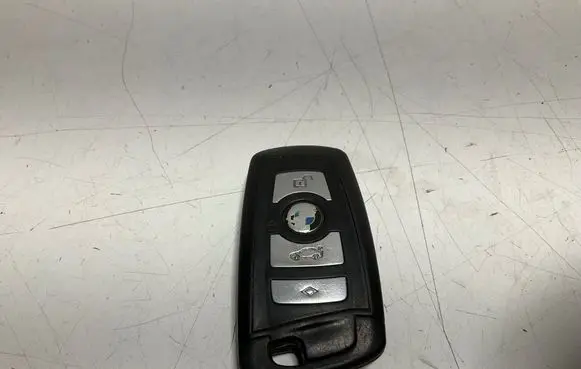 BMW 5 F10 F11 Ignition key/card 
