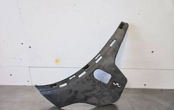 Front bumper splitter molding