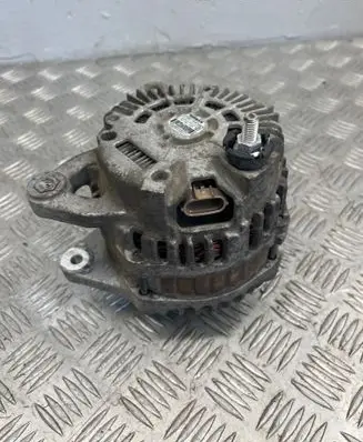 Nissan Juke I F15 Generator/alternator 231001KA1A
