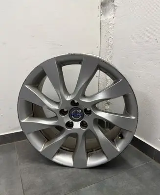 Volvo S80 R18 alloy rim 31302110