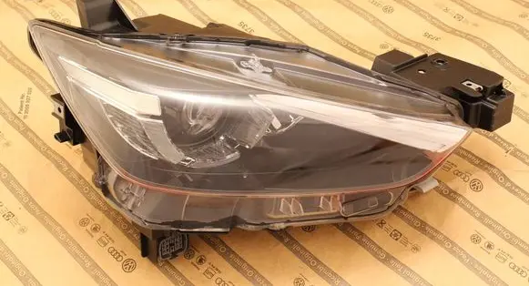 Mazda CX-3 Headlight/headlamp D10E51030