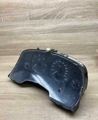 Opel Zafira A Speedometer (instrument cluster) 24419561HU