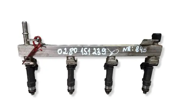 Opel Astra J Fuel injector S14462849 0280158181 0280151239