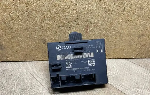 Audi A6 S6 C6 4F Door control unit/module 4F0959795M 8K0959795B