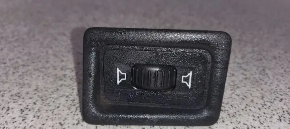BMW 5 E34 Other switches/knobs/shifts 65121379048