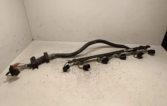 BMW X6 E71 Fuel injector wires 780824506