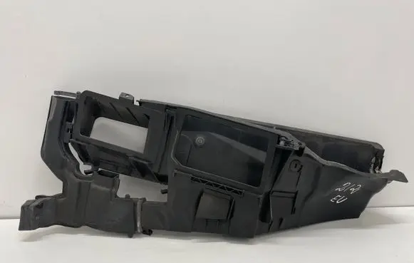Other engine bay part