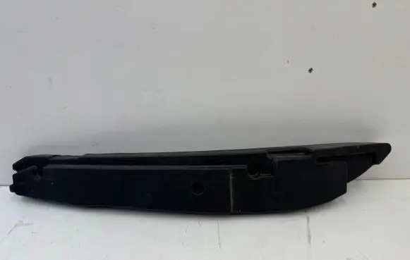 Maserati Levante Fender foam support/seal 670033522