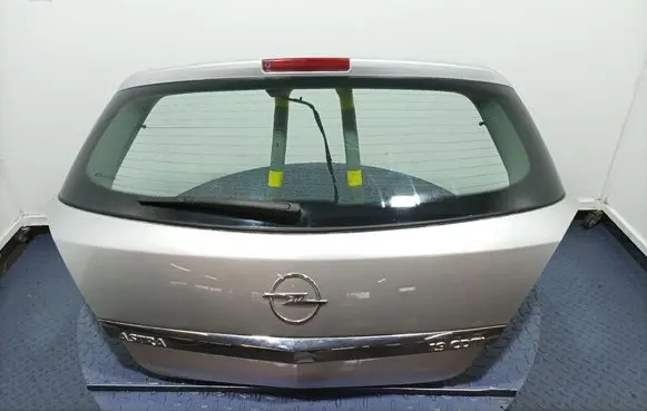 Opel Astra H Tailgate/trunk/boot lid