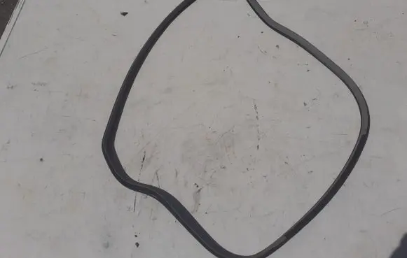Honda Insight Front door rubber seal 72315TM8 72315TM8B