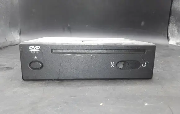 Land Rover Range Rover Sport L320 CD/DVD changer 4621008318 YIB500070