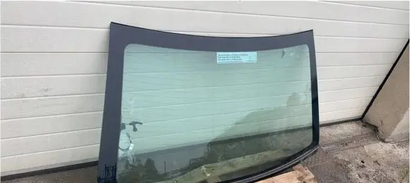Mercedes-Benz E W212 Rear windscreen/windshield window 